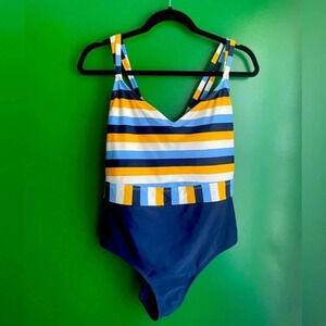 Kona Sol One‎ Piece Bathing Suit Plus Size 16 XL EUC!